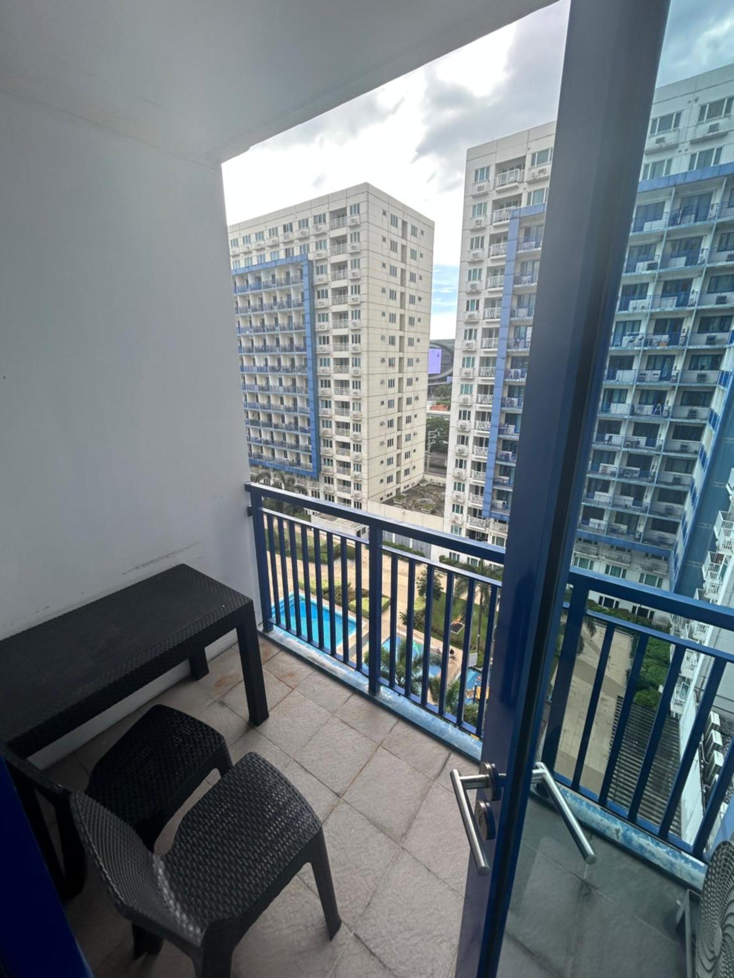 Sea Residences Moa-Eric Apartments Manila Bagian luar foto
