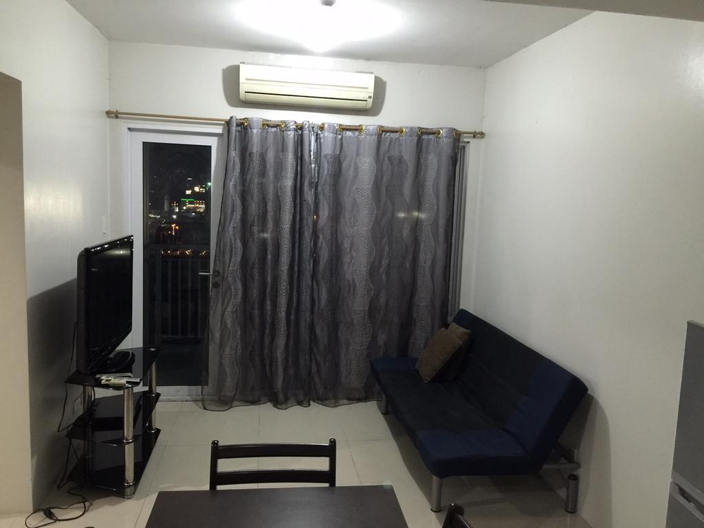 Sea Residences Moa-Eric Apartments Manila Bagian luar foto